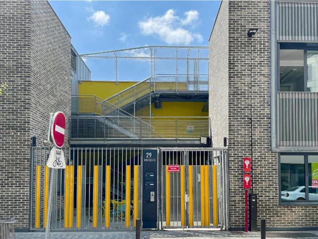 Location bureaux Paris 18 Chapelle International, proche transports