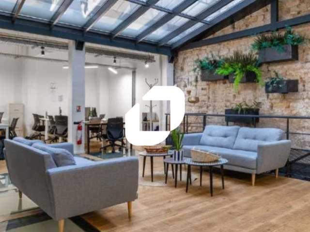 Location bureaux Paris 10 Coeur 10ème Proche gares et métro