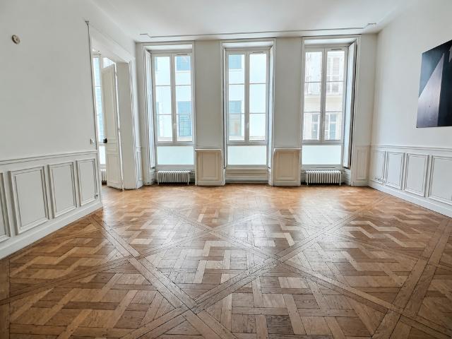Location bureaux Paris 10 Proximité Grands Boulevards