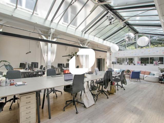 Location bureaux Paris 11 Place de la Nation, RER et métro