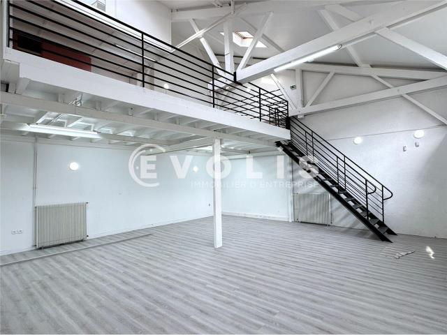 Location bureaux Paris 20 Proche métro Porte de Montreuil et tram T3b