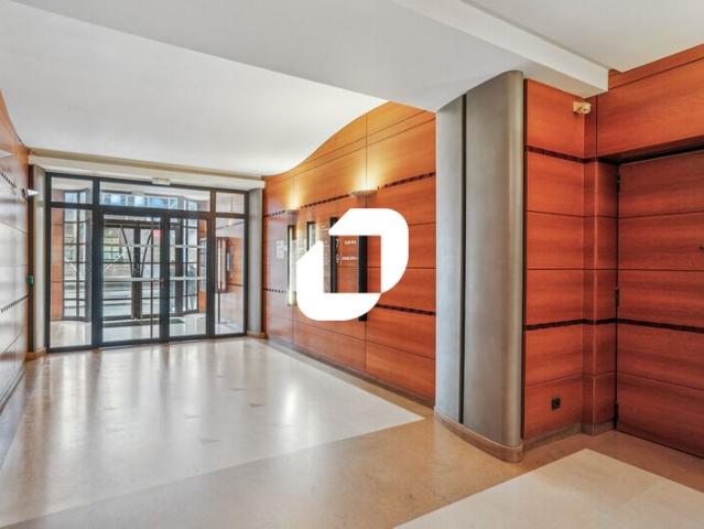 Location bureaux Paris 4 Proche Métro Rambuteau et RER Châtelet