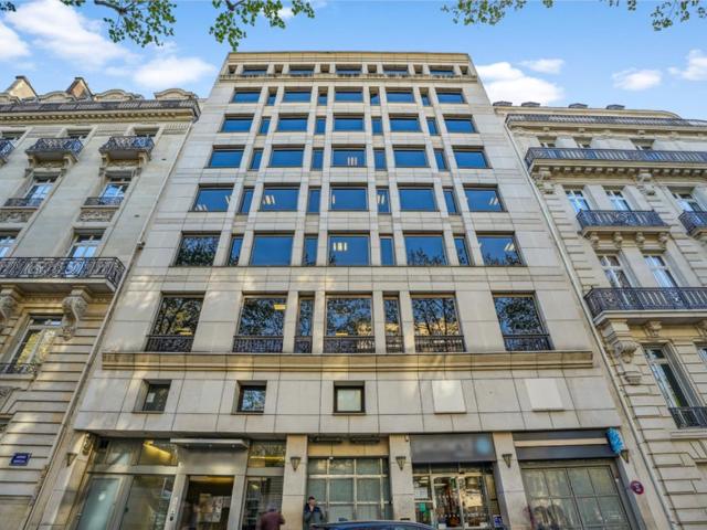 Location bureaux Paris 8 Avenue Marceau, proche Pont de l'Alma