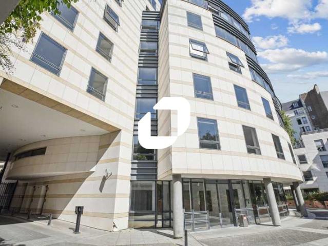 Location bureaux Paris 9 Place Saint Georges Divisibles