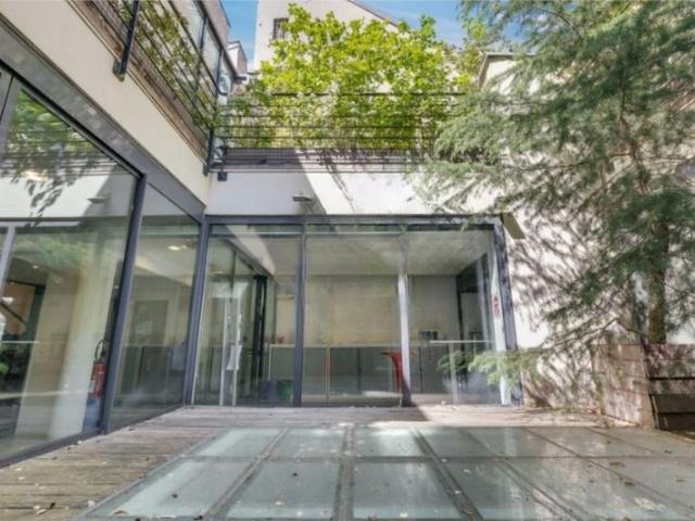 Location bureaux Paris 9 Proche métro Cadet, Notre Dame de Lorette