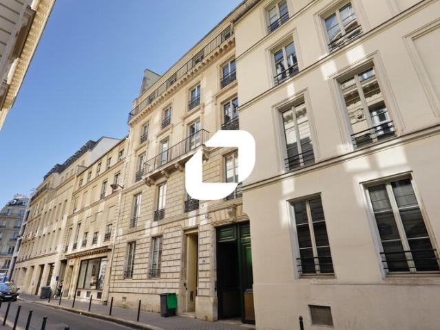 Location bureaux Paris 9 Proche Place Saint Georges et transports