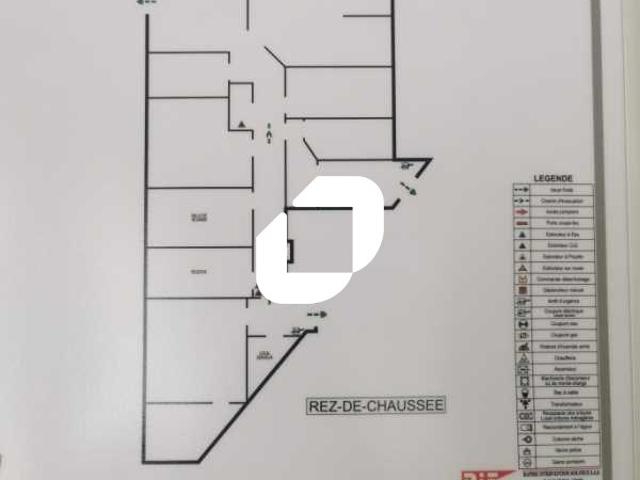 Location bureaux Rungis Proche RER C et Tramway T7