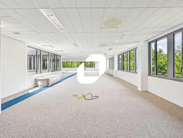 Location bureaux Roissy en France Proche A1, A104 et Aéroport CDG