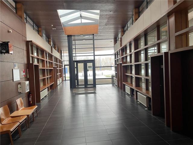Location bureaux Roost Warendin Proche autoroutes A21 et A1