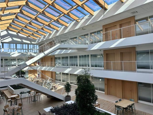 Location bureaux Rouen Proche gare et bus, cadre verdoyant