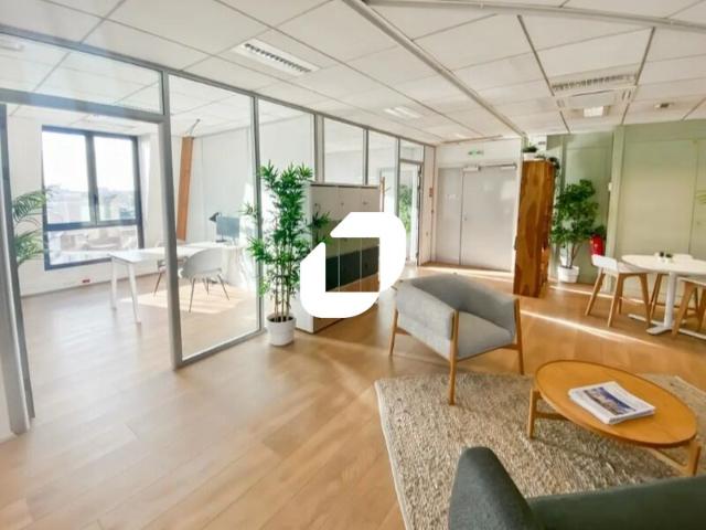 Location bureaux Saint Maur des Fossés RER A Parc Saint Maur