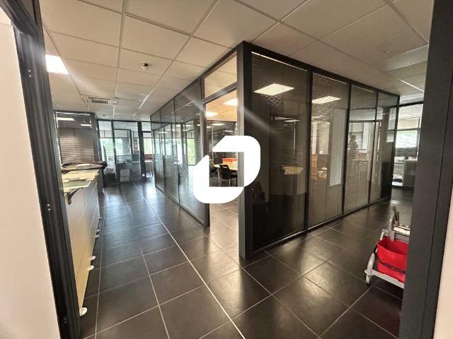 Location bureaux Saint Brice sous Forêt Proche gare et bus