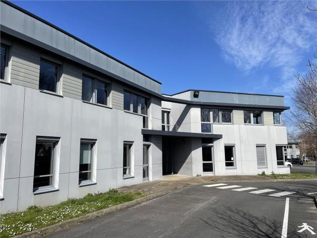 Location bureaux Saint Herblain Parc Moulin Neuf, accès Chrono C3 et C6