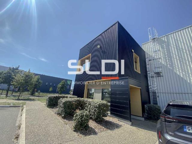 Location bureaux Saint Priest Proche grands axes et autoroute A43