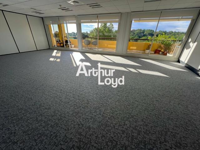 Location bureaux Sophia Antipolis Proche A8 et aéroport Nice