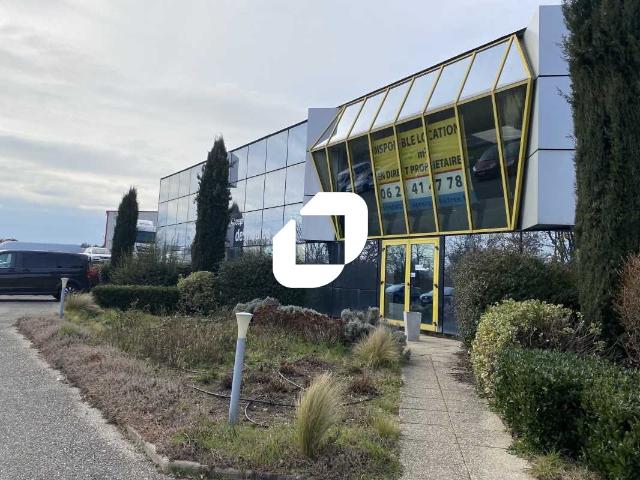 Location bureaux Taluyers Proche axes routiers et parking gratuit
