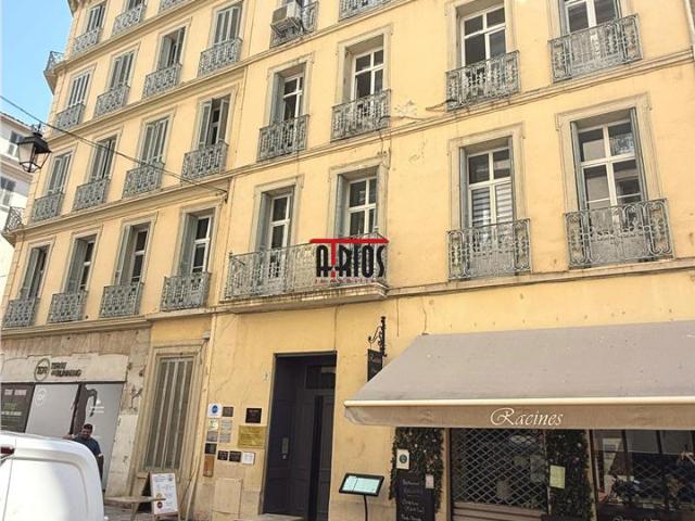 Location bureaux Toulon centre Ascenseur et parking Peiresc