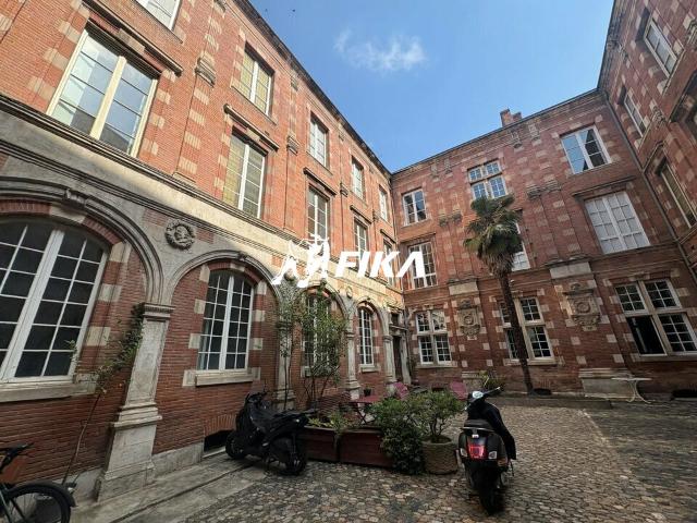 Location bureaux Toulouse centre historique Rue Croix Baragnon