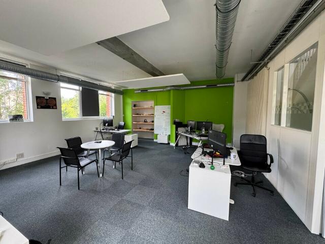 Location bureaux Tours Nord Proche A10 et bus Fil Bleu