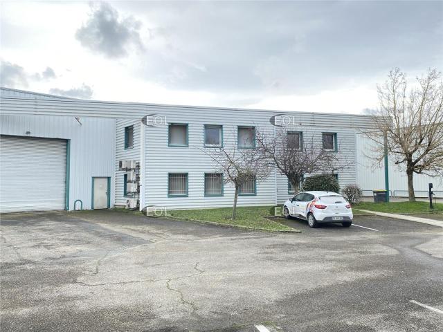 Location bureaux Toussieu Proche RD 318