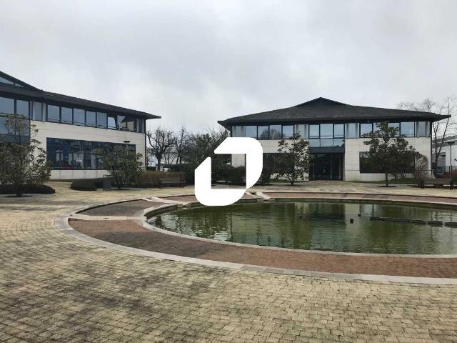 Location bureaux Trappes Proche N10, A12 et gare