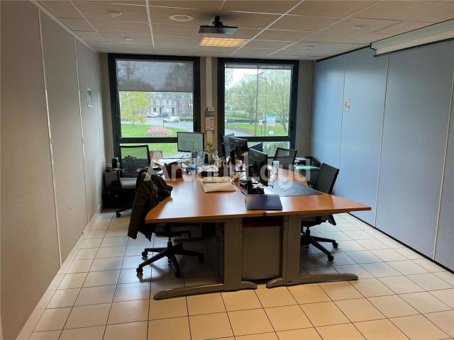 Location bureaux Valenciennes centre Vue panoramique et parking