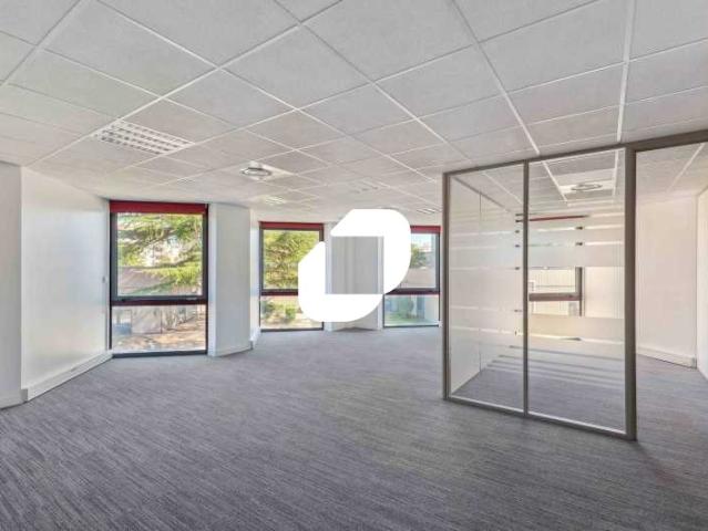 Location bureaux Vénissieux Parc d'affaires GREEN CAMPUS PARK