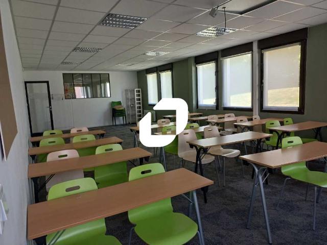 Location bureaux Villeneuve d'Ascq Proche métro Les Prés