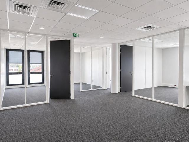 Location bureaux Villeurbanne Tram T3 et Gare à proximité