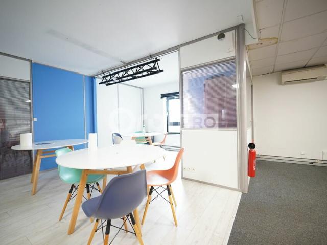 Location bureaux Villeurbanne Proche transports en commun