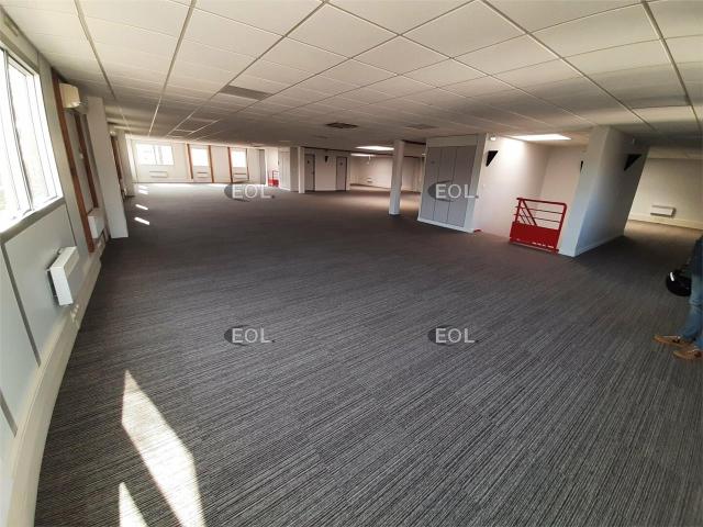 Location bureaux Vitry sur Seine Proche commodités