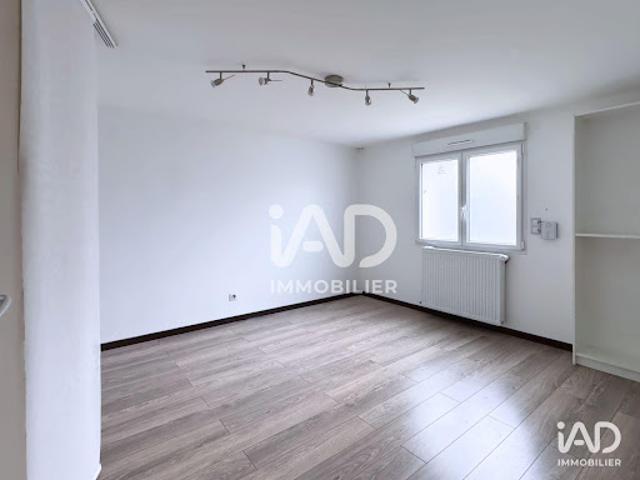 Location Bureaux 0 pièces 15 m2 Yerres