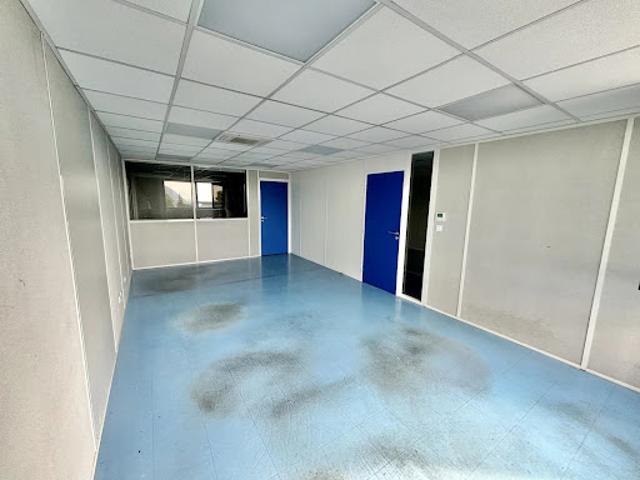 Location Bureaux 0 pièces 169 m2 Voiron