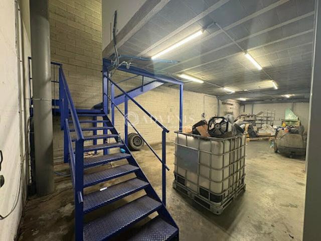 Location Bureaux 0 pièces 184 m2 Vendres