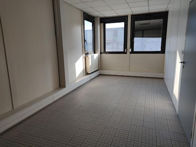 Location Bureaux 0 pièces 19 m2 Provins
