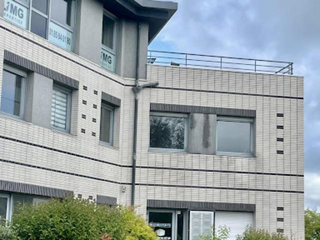 Location Bureaux 0 pièces 116 m2 Magny le Hongre