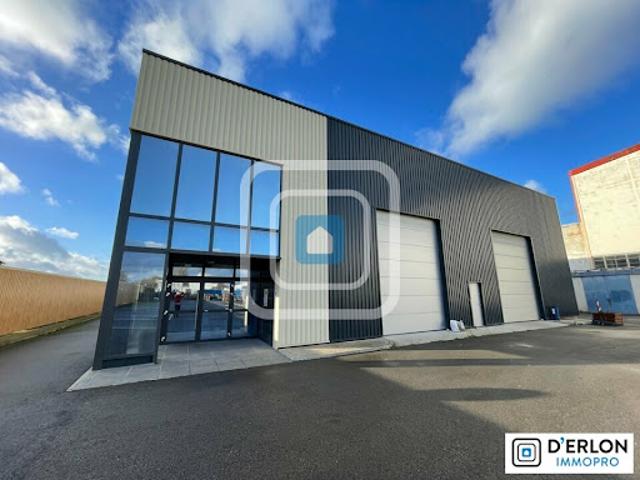 Location Bureaux 0 pièces 1300 m2 Reims