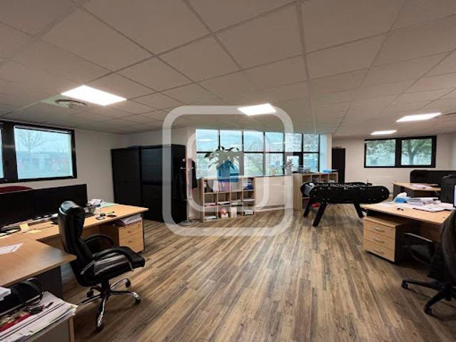 Location Bureaux 0 pièces 244 m2 Reims