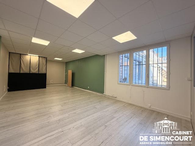 Location Bureaux 0 pièces 200 m2 Amiens
