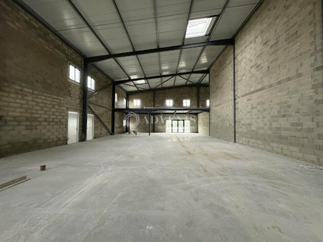 Location Bureaux 0 pièces 220 m2 Maraussan
