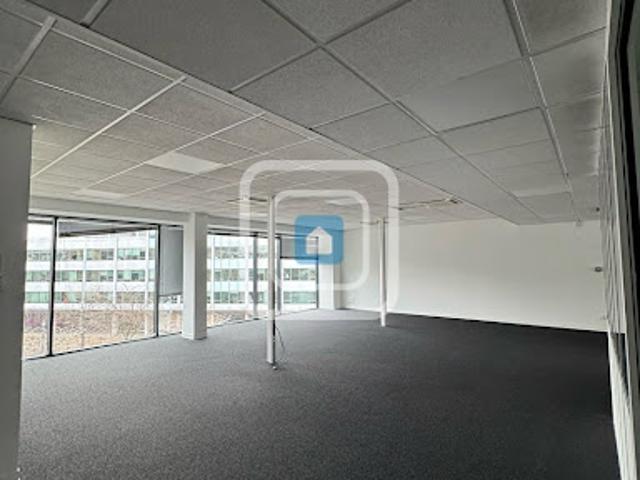 Location Bureaux 0 pièces 233 m2 Reims