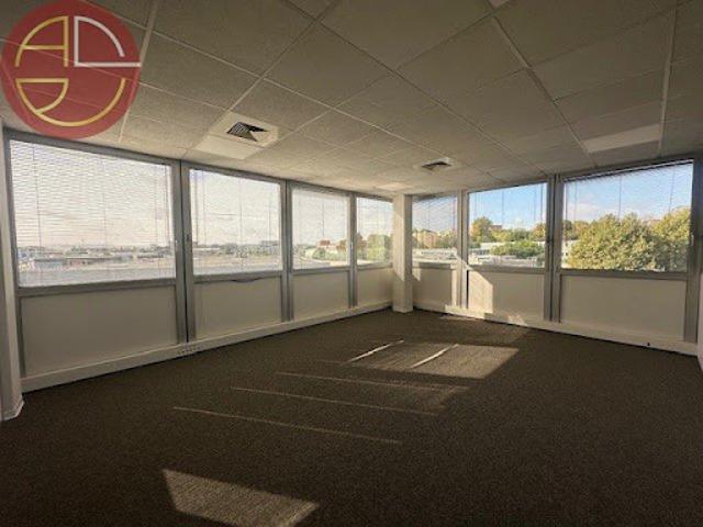 Location Bureaux 0 pièces 358 m2 Toulouse