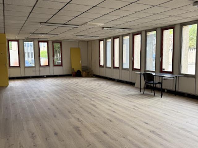Location Bureaux 0 pièces 372 m2 Meylan