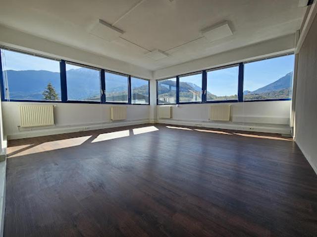 Location Bureaux 0 pièces 62 m2 Faverges Seythenex