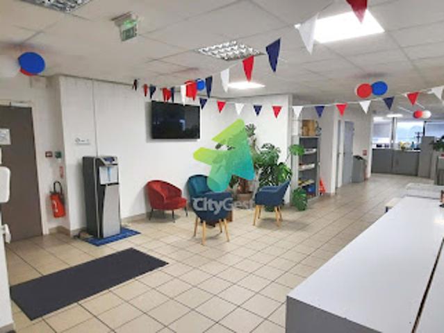 Location Bureaux 0 pièces 800 m2 Narbonne