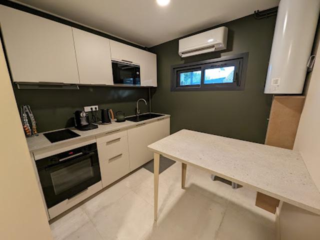 Location Bureaux 0 pièces 9 m2 Pessac
