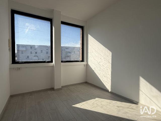 Location Bureaux 0 pièces 9 m2 Roubaix