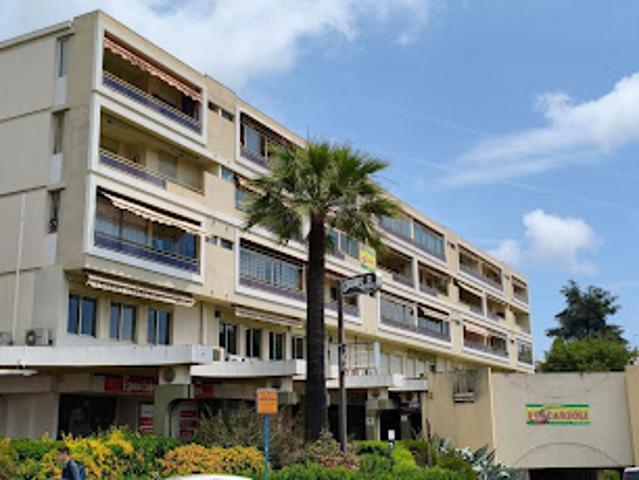 Location Bureaux 160 m2 Cagnes sur Mer