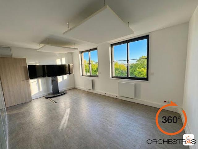 Location Bureaux 0 pièces 165 m2 Lognes