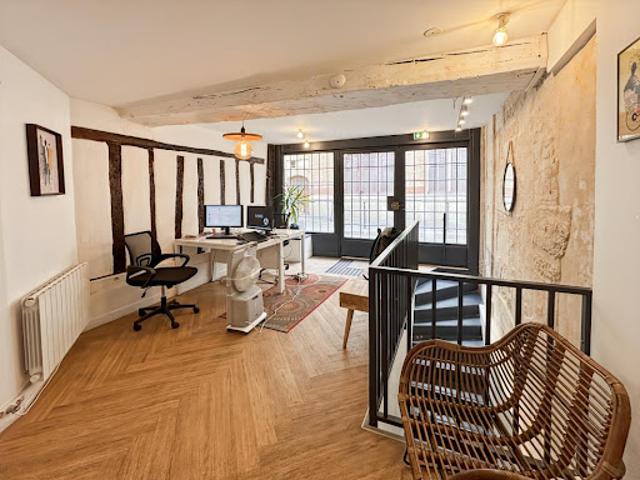 Location Bureaux 100 m2 Paris 1er